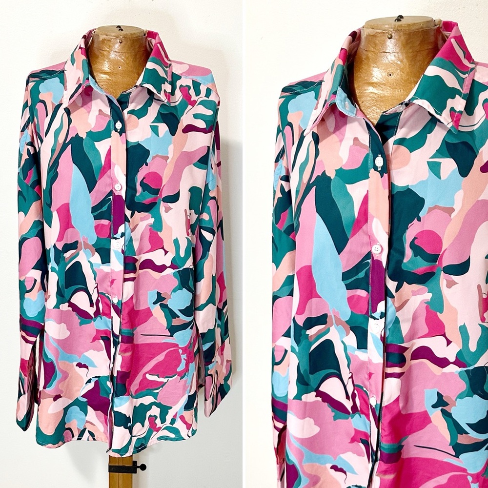 Vici Multicolor Abstract Floral Print Button Down Blouse Size Small